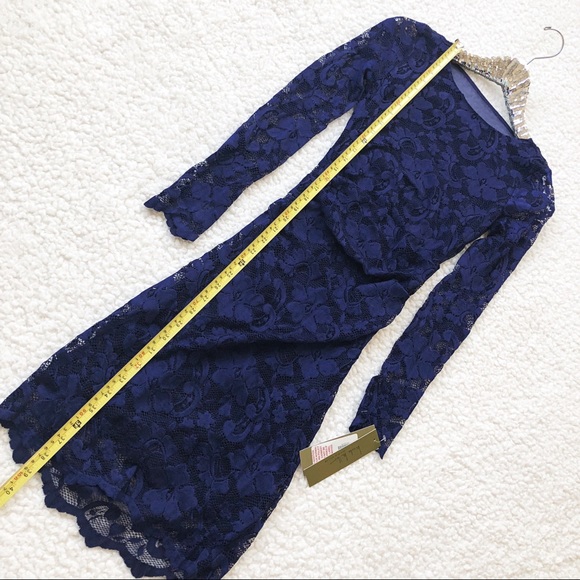 ✨Nicole Miller Lace Dress - Picture 2 of 8